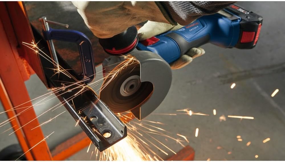 صاروخ بطارية Bosch Brushless GWS180LI 4.5، 18 فولت، 4 أمبير، أداء قطع وتنظيف قوي